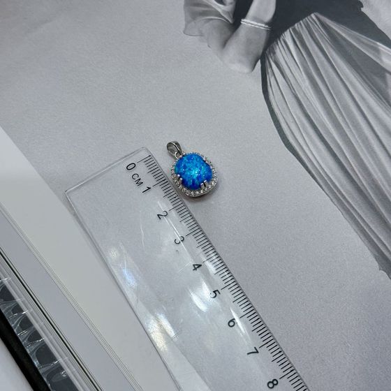 Срібна підвіска з опалом 2.733ct, фіанітами