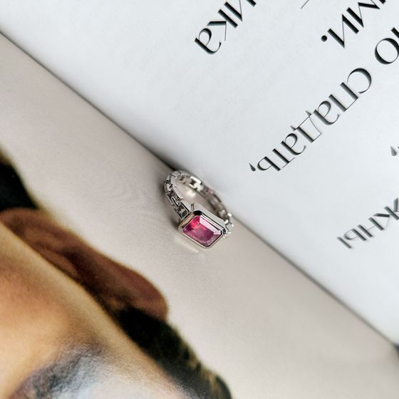 Серебряное кольцо с рубином 2.157ct