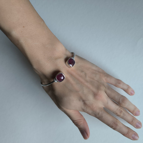 Silver bracelet with a 9.699ct ruby and cubic zirconia
