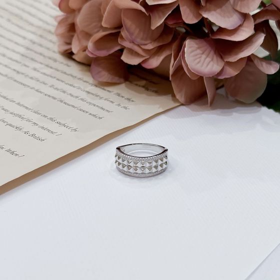 Silver Ring with Fianites
