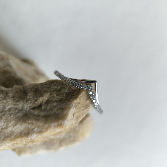 Silver ring with cubic zirconia
