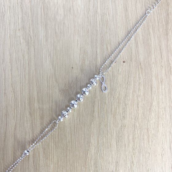 Серебряный браслет без камней