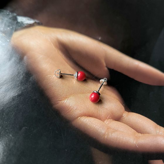 Silver earrings with coral