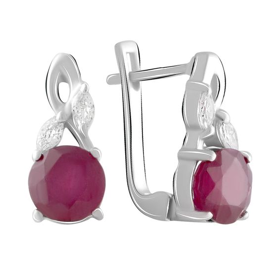 Silver earrings with a 3.677-carat ruby