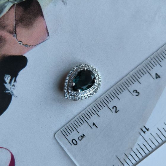 Silver pendant with a 2.203 ct London Blue topaz and cubic zirconia