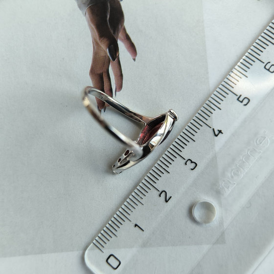 Silver Ring with a 2.135-carat Garnet