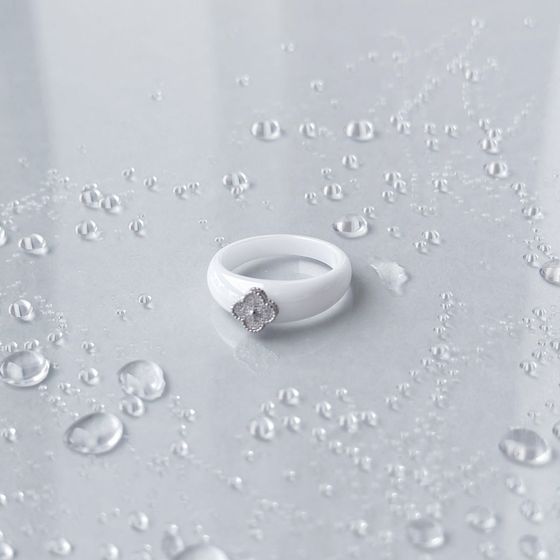 Silver ring with ceramics