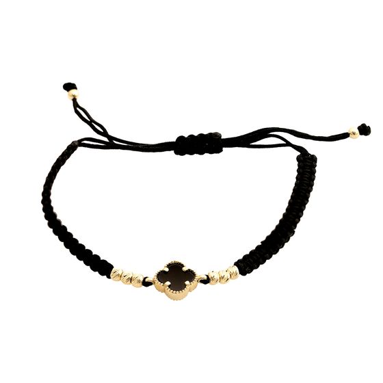 Gold bracelet with onyx