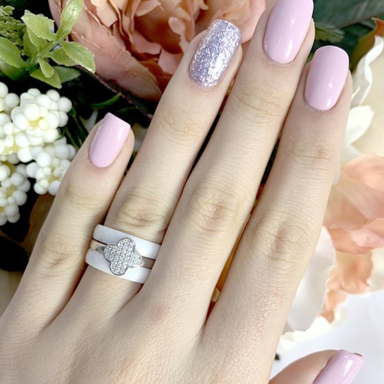 Silver ring with ceramics