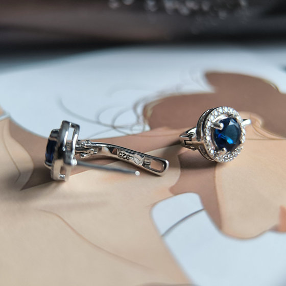 Silver earrings with sapphire nano 1.747ct
