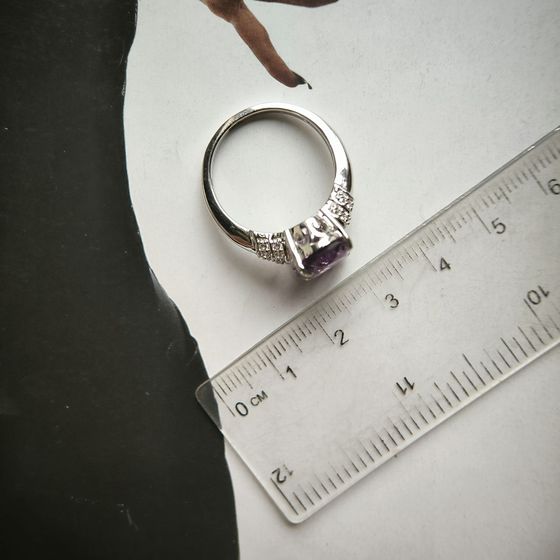 Срібна каблучка з аметистом 5.397ct