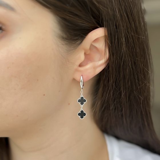 Silver earrings with onyx