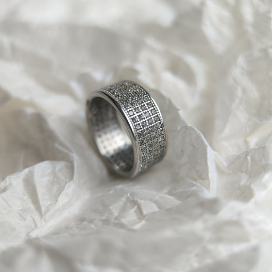 Silver ring with cubic zirconia