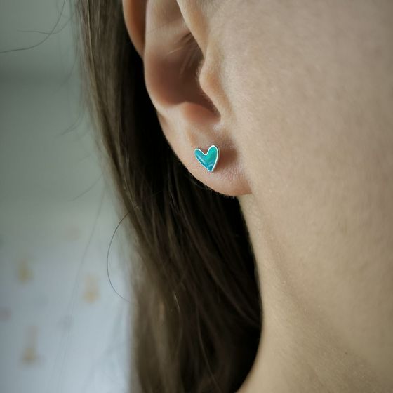 Silver earrings with yemallu