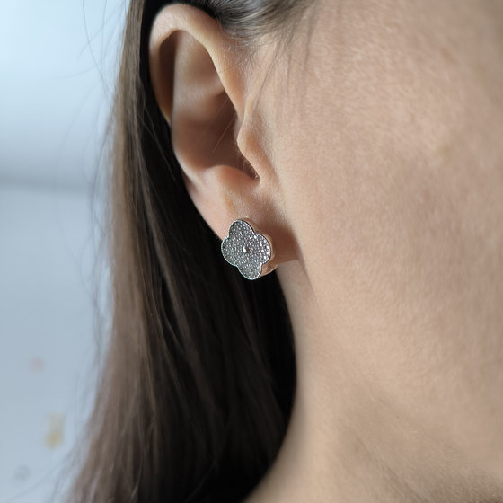 Silver Earrings with 1.4ct Phianites