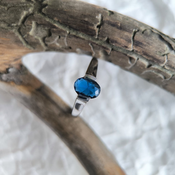 Silver ring with a 0.907-carat nano sapphire
