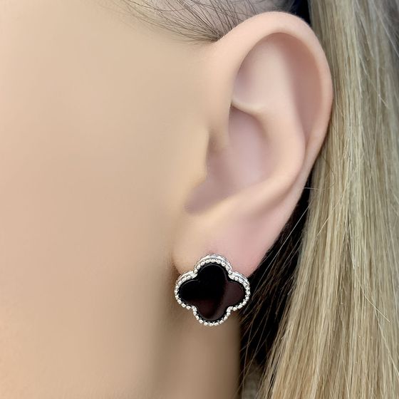 Серебряные серьги с ониксом