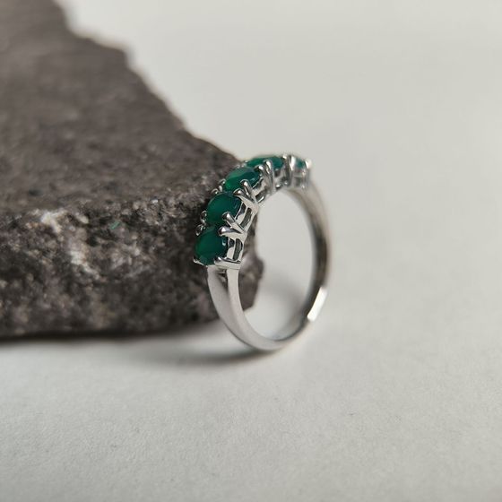 Silver ring with agate 1.1ct