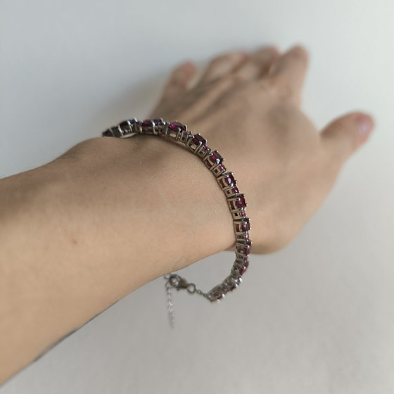 Silver bracelet with ruby 10.845ct
