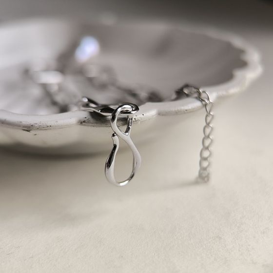 Silver bracelet with baroque pearls