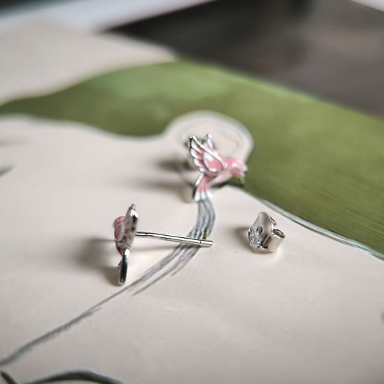 Silver earrings with yemallu
