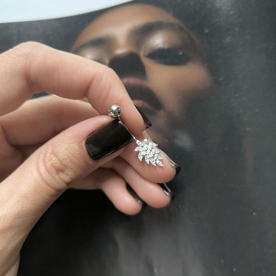 Silver piercing with phianites