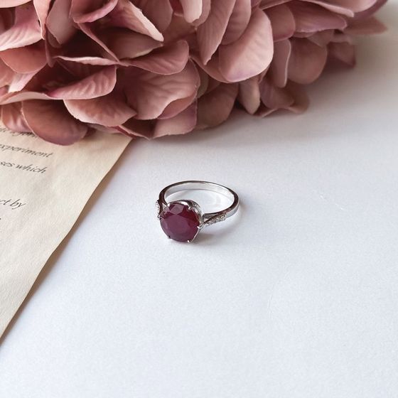 Срібна каблучка з рубіном 5.322ct