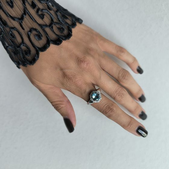 Серебряное кольцо с топазом 1.888ct