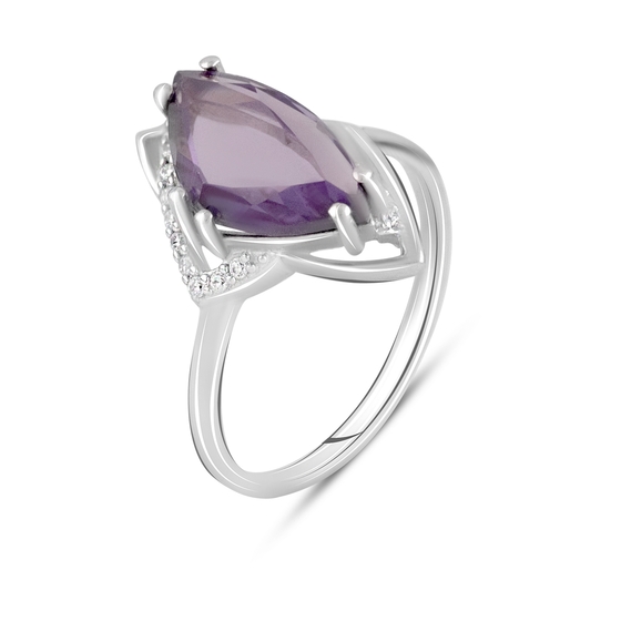 Silver ring with a 4.681-carat alexandrite