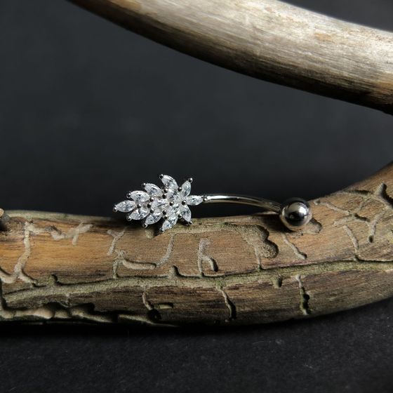 Silver piercing with phianites