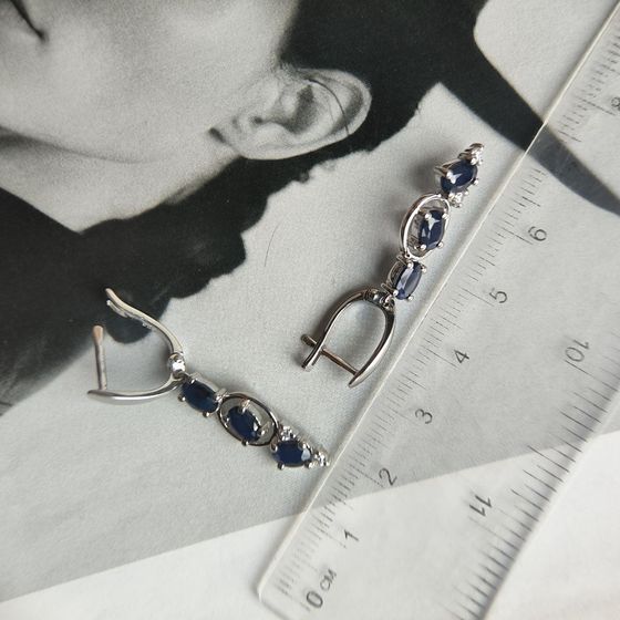 Silver earrings with sapphire 3.407ct