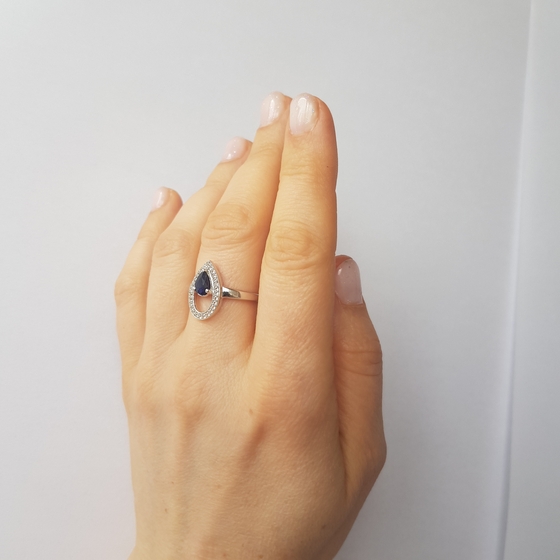 Silver ring with sapphire, fianites