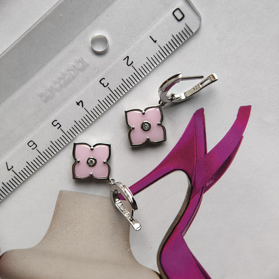 Silver earrings with ceramics