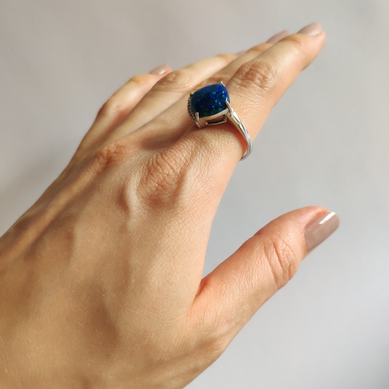 Серебряное кольцо с опалом 2.986ct