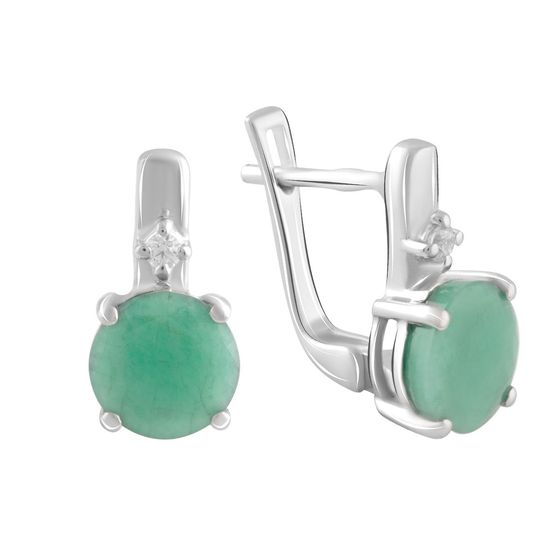 Silver earrings with a 3.615-carat emerald