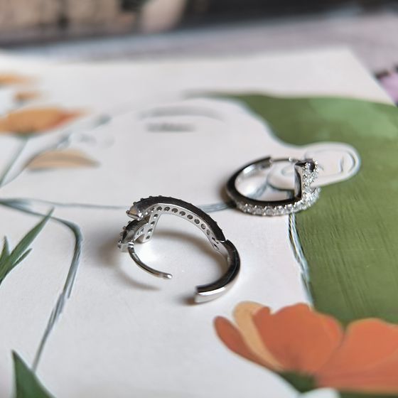 Silver Earrings with Fianites
