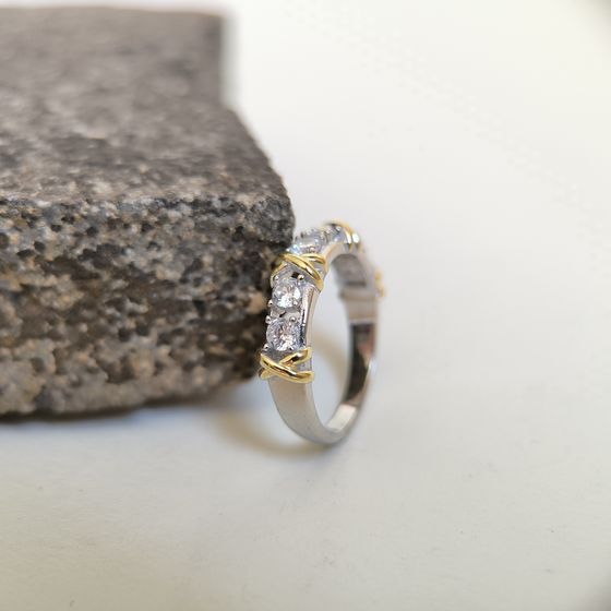 Silver Ring with Fianites