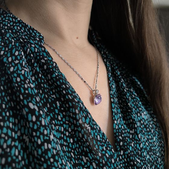 Silver pendant with phianites