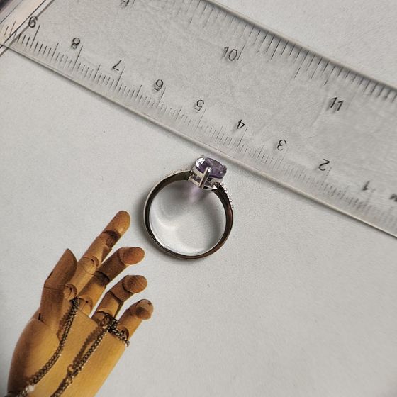Срібна каблучка з аметистом 1.887ct