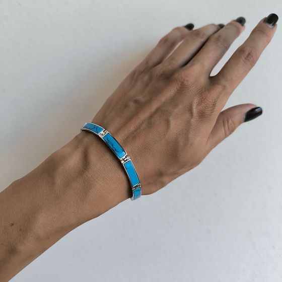 Silver bracelet with turquoise