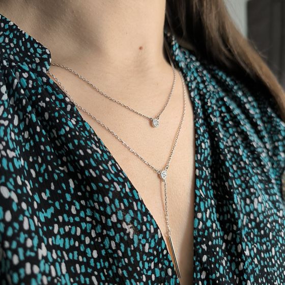 Серебряное колье с фианитами