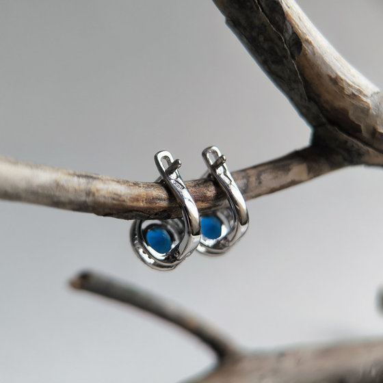 Silver earrings with sapphire nano 1.747ct