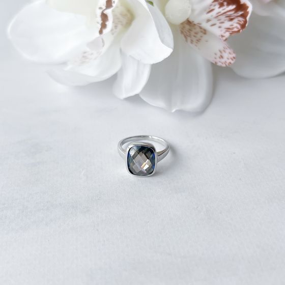 Серебряное кольцо с мистик топазом 4.186ct
