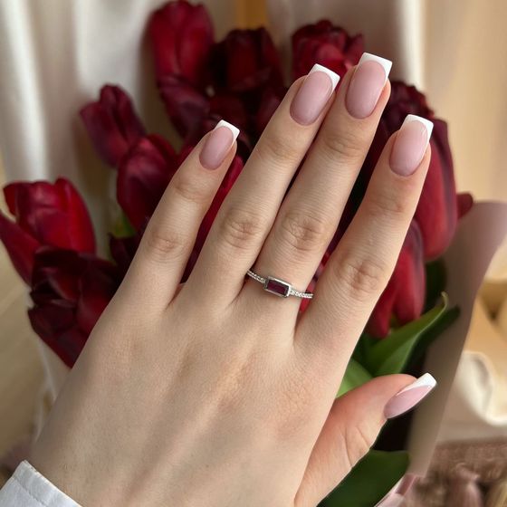 Серебряное кольцо с рубином 0.757ct