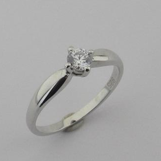 Золота каблучка з фіанітами 0.07ct
