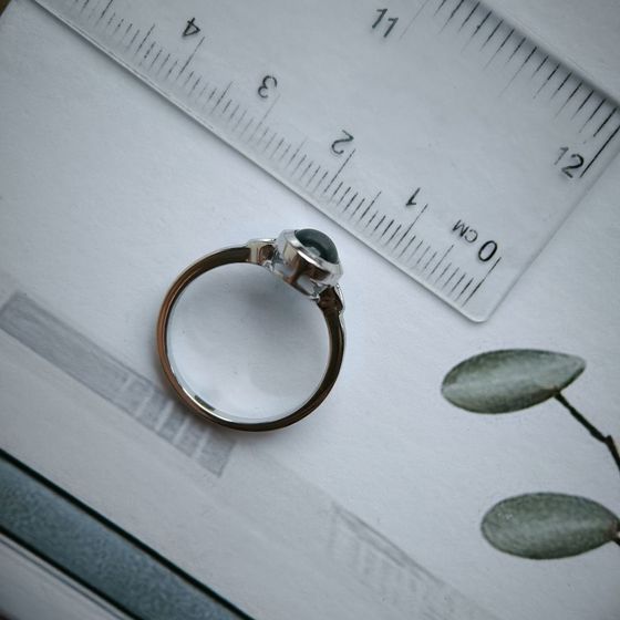 Silver ring with topaz London Blue 1.1ct
