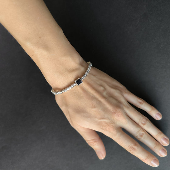 Silver bracelet with nano sapphire 9.25ct