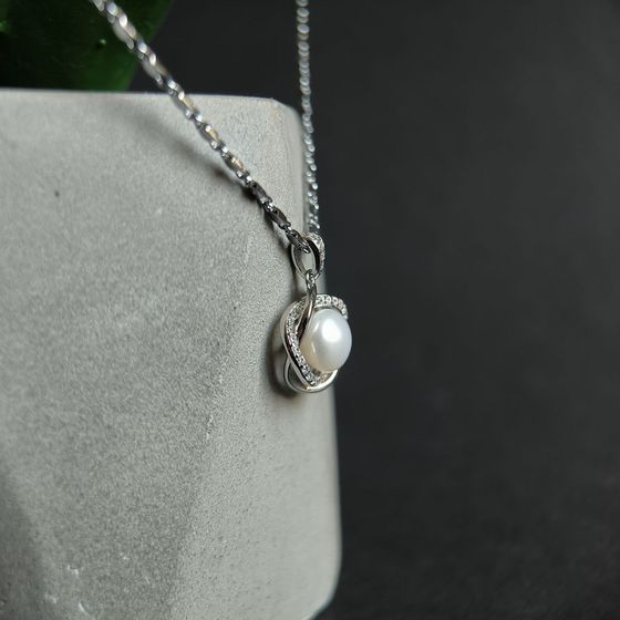 Silver Pendant with Pearls
