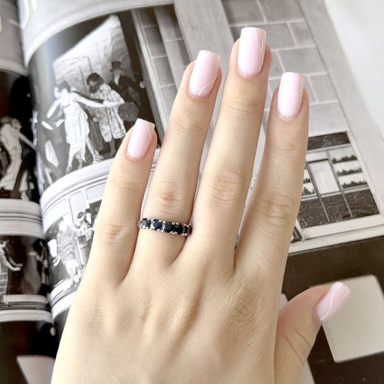 Silver ring with a 2.15-carat sapphire