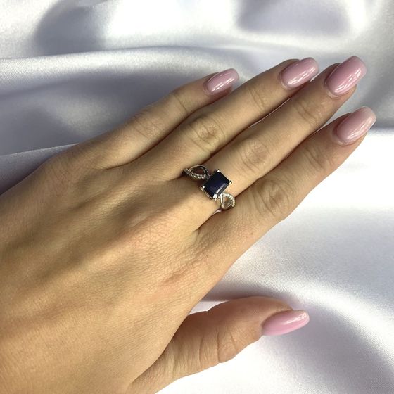 Серебряное кольцо с сапфиром 1.725ct